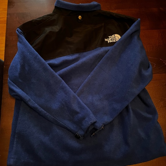 The north face jacket - Picture 2 of 3